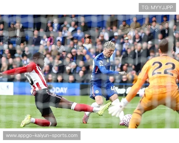 欧冠冷门夜：多队意外失利改变格局