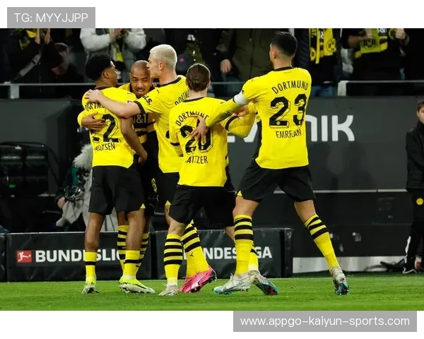 德甲新秀球员崛起闪耀赛场瞬间，德甲新人